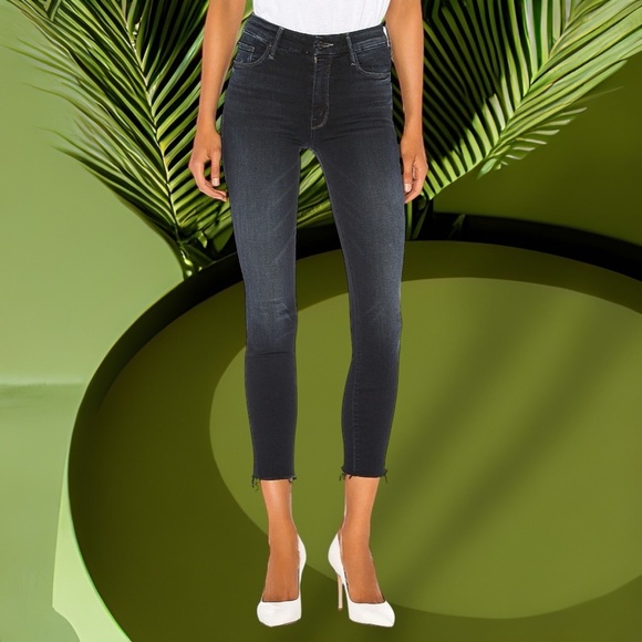 MOTHER Denim ‘High Waisted Looker Ankle Fray’ Jeans in “Last Call” Wash Size 25